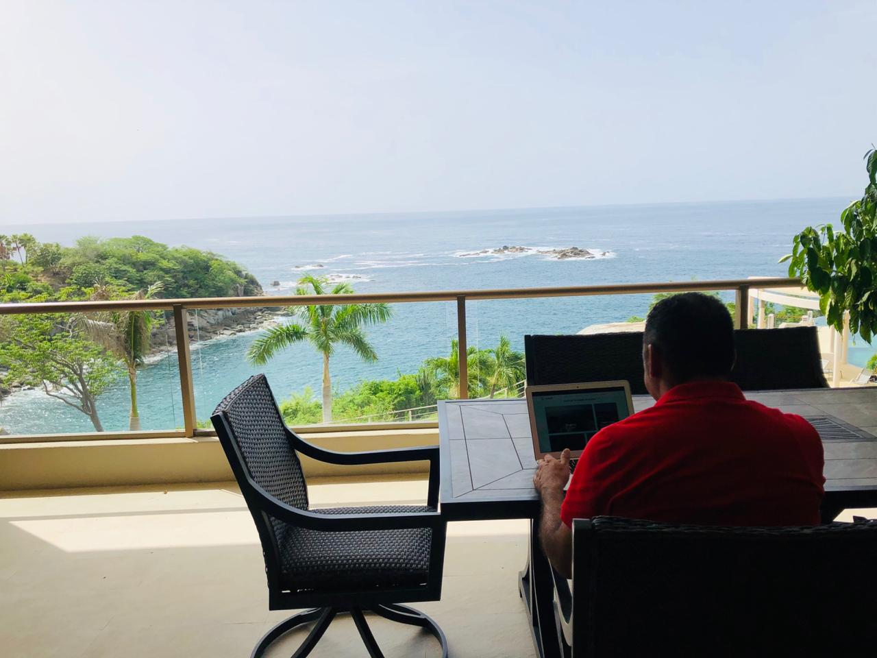 Home office in Huatulco